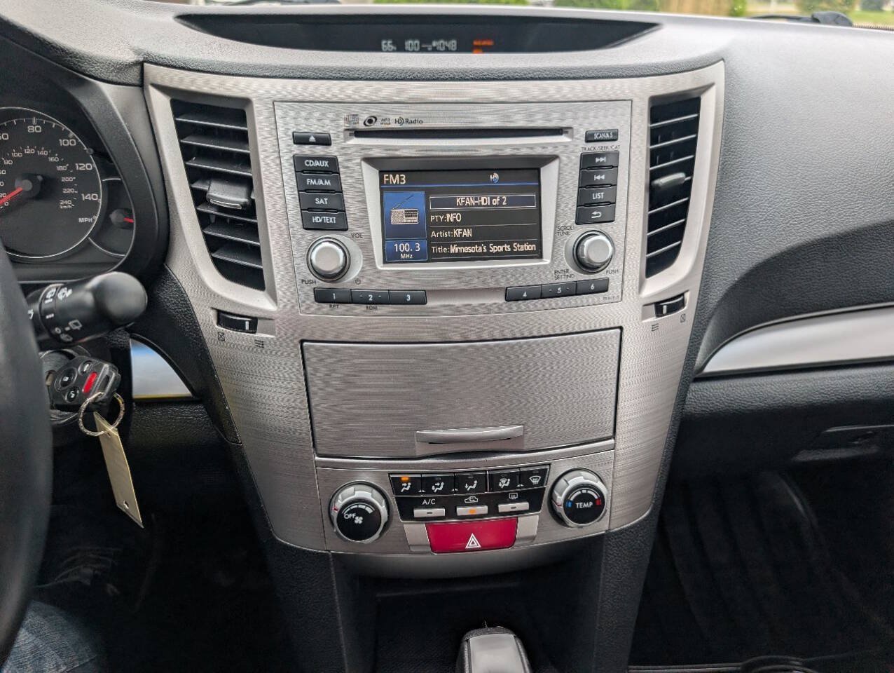 Used 2014 Subaru Outback 2.5i Premium AWD/4WD image 17