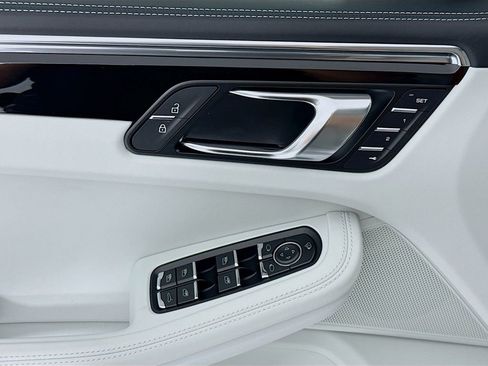 New 2026 Porsche Macan S image 11