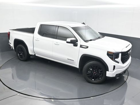 Used 2024 GMC Sierra 1500 Elevation image 36