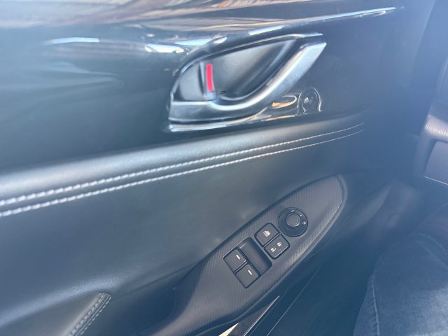 Used 2025 MAZDA MX-5 Miata RF Grand Touring RWD image 10