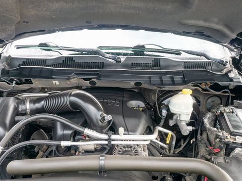 Used 2015 RAM 1500 Express AWD/4WD image 29