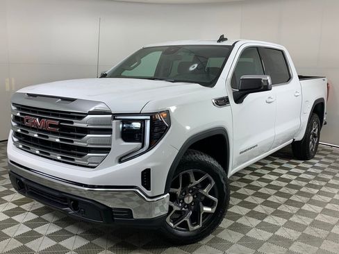 New 2026 GMC Sierra 1500 SLE w/ X31 Off-Road Package image 1