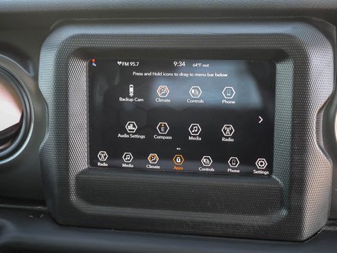 Used 2022 Jeep Wrangler Sport image 15