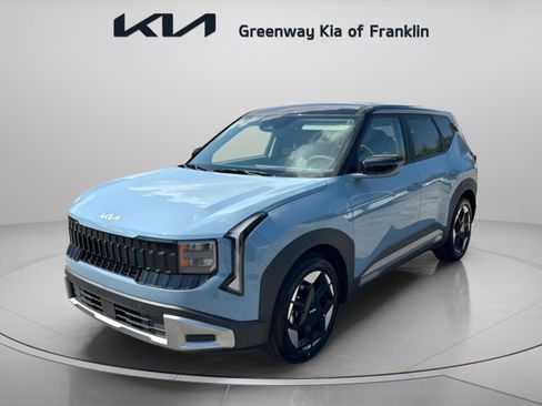 New 2027 Kia Seltos S FWD image 3