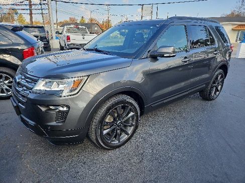 Used 2019 Ford Explorer XLT w/ Equipment Group 202A image 1
