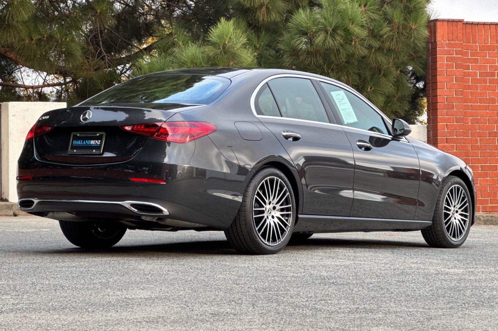 Used 2026 Mercedes-Benz C 300 Sedan image 4