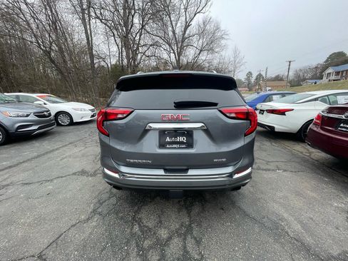 Used 2018 GMC Terrain Denali w/ Advanced Safety Package image 7