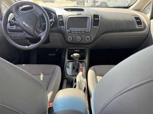 Used 2018 Kia Forte LX w/ LX Popular Package image 20