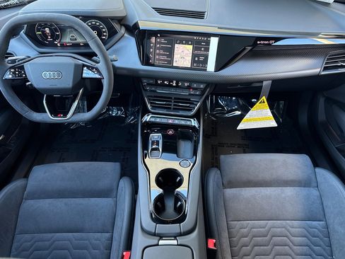 New 2026 Audi S e-tron GT Prestige image 10