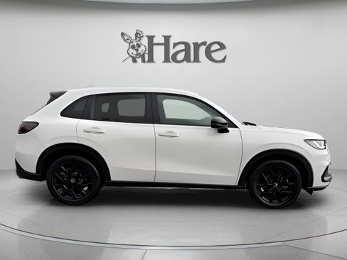 Used 2024 Honda HR-V Sport image 6