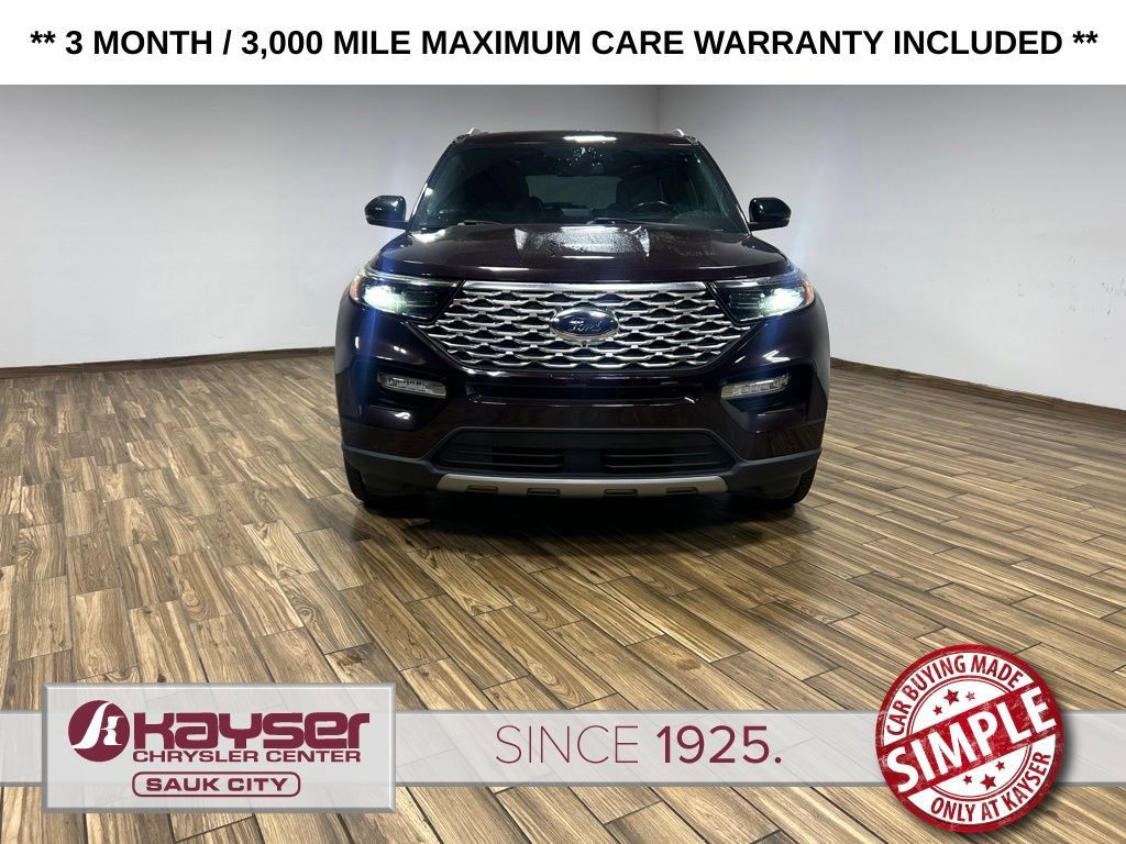 Used 2022 Ford Explorer Platinum w/ Equipment Group 601A AWD/4WD image 3