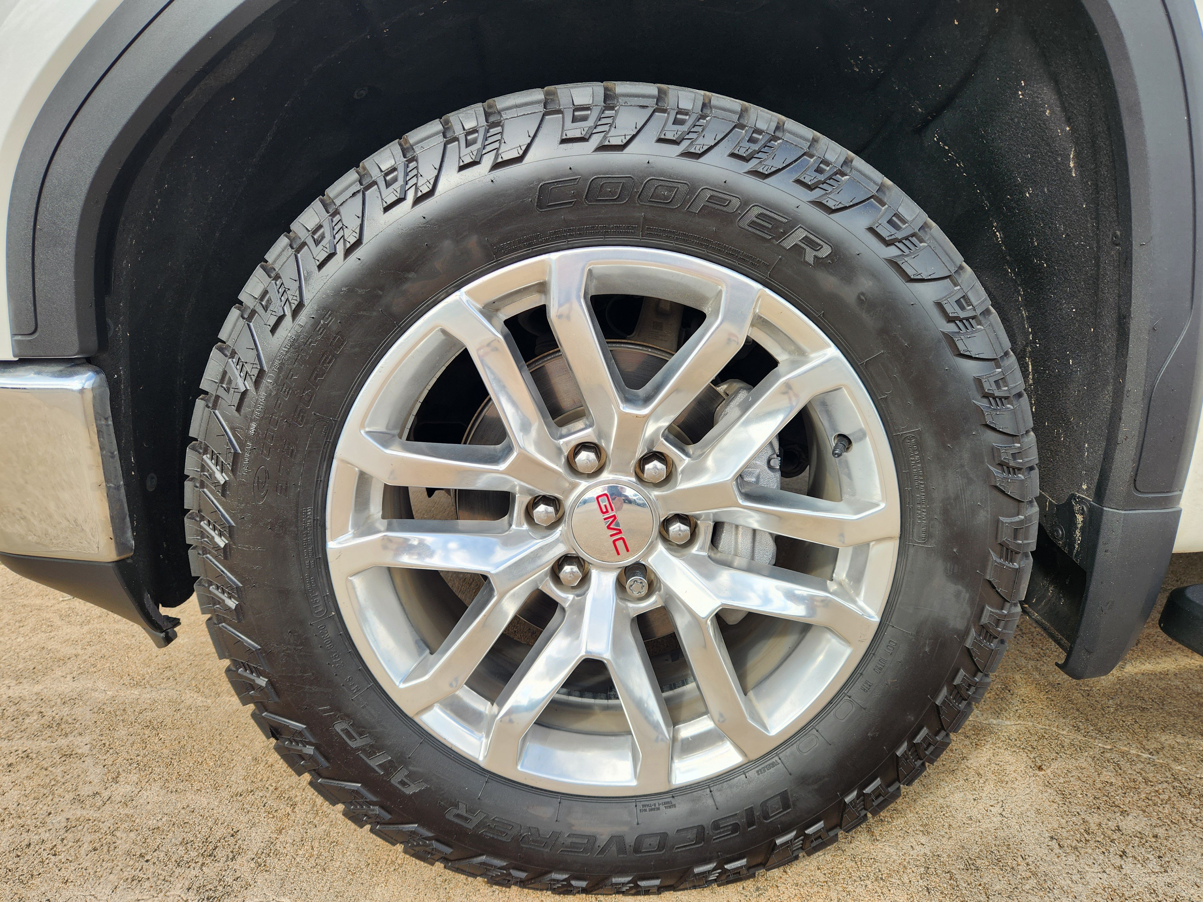 Used 2020 GMC Sierra 1500 SLT RWD image 10