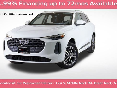 Used 2025 Audi Q5 Premium w/ Convenience Package image 1