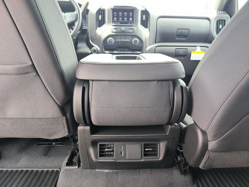 Used 2026 Chevrolet Silverado 2500 Custom w/ Custom Convenience Package AWD/4WD image 27