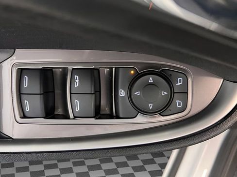 Used 2024 Chevrolet Malibu LT image 16