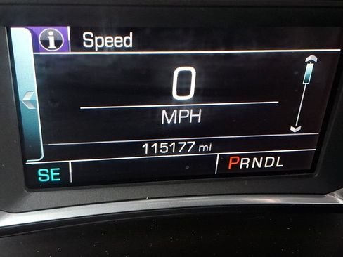 Used 2018 Chevrolet Equinox Premier FWD image 22
