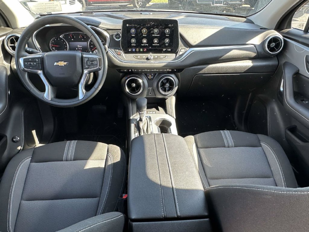 Used 2024 Chevrolet Blazer LT w/ Redline Edition FWD image 13