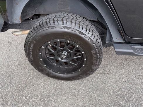 Used 2010 Jeep Wrangler Unlimited Sport AWD/4WD image 5