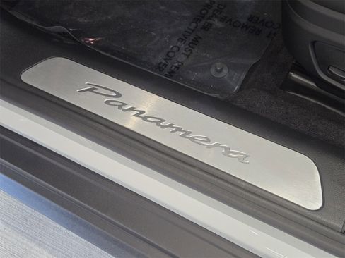 New 2025 Porsche Panamera image 17