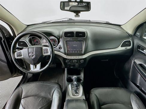 Used 2015 Dodge Journey R/T w/ Flexible Seating Group image 3