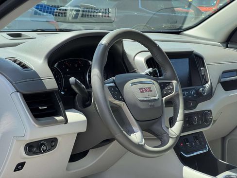 Used 2018 GMC Terrain Denali w/ Advanced Safety Package AWD/4WD image 13