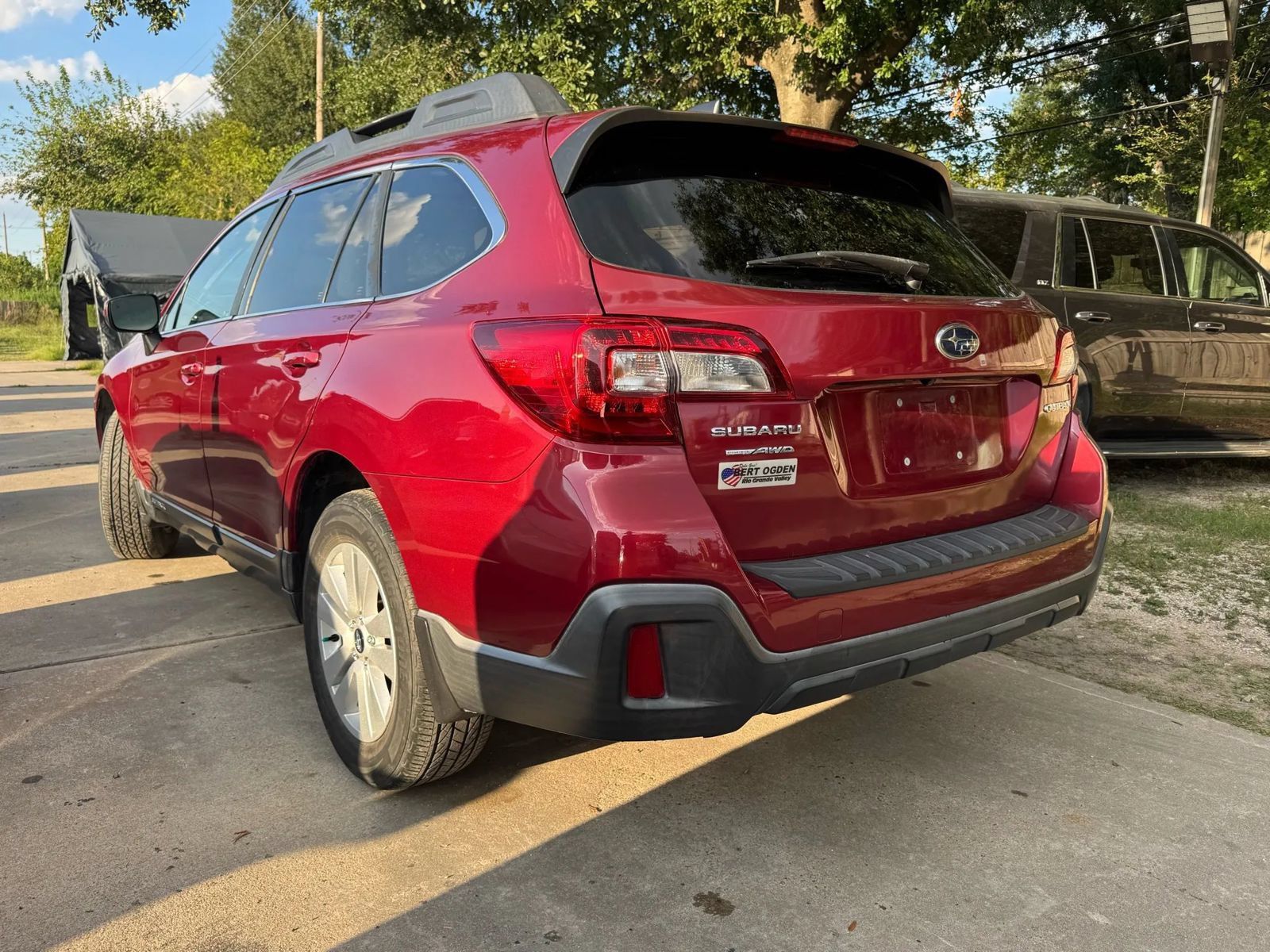 Used 2018 Subaru Outback 2.5i Premium AWD/4WD image 8
