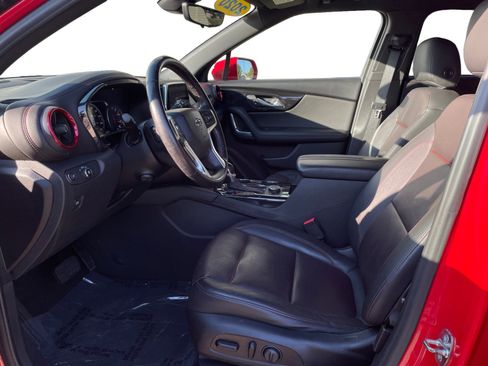 Used 2020 Chevrolet Blazer RS image 2