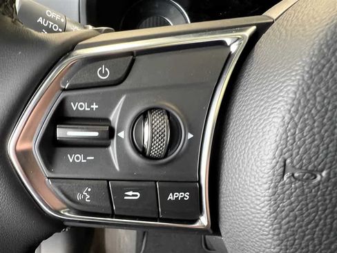 Used 2025 Acura RDX SH-AWD image 19