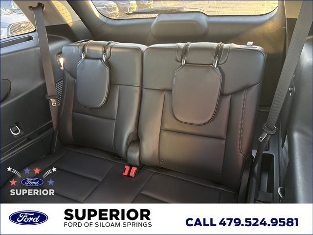 Used 2024 Ford Explorer XLT w/ Equipment Group 202A AWD/4WD image 15