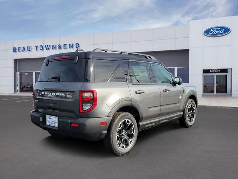 New 2025 Ford Bronco Sport Outer Banks w/ Outer Banks Tech Package+ image 4