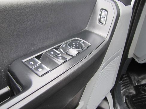 Used 2023 Ford F350 XL image 38