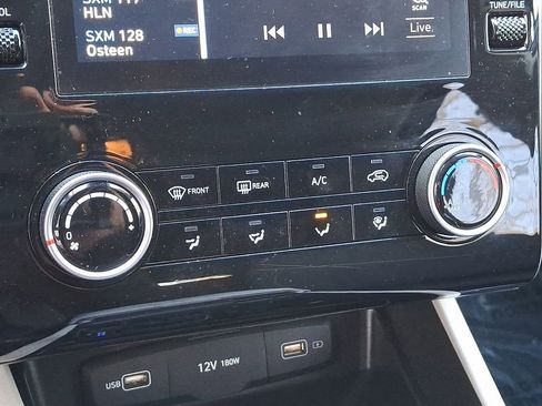 Used 2022 Hyundai Tucson SEL image 17