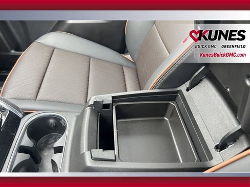 New 2026 GMC Canyon AT4 image 29