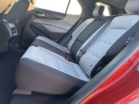 Used 2020 Chevrolet Equinox LS w/ LS Convenience Package image 7