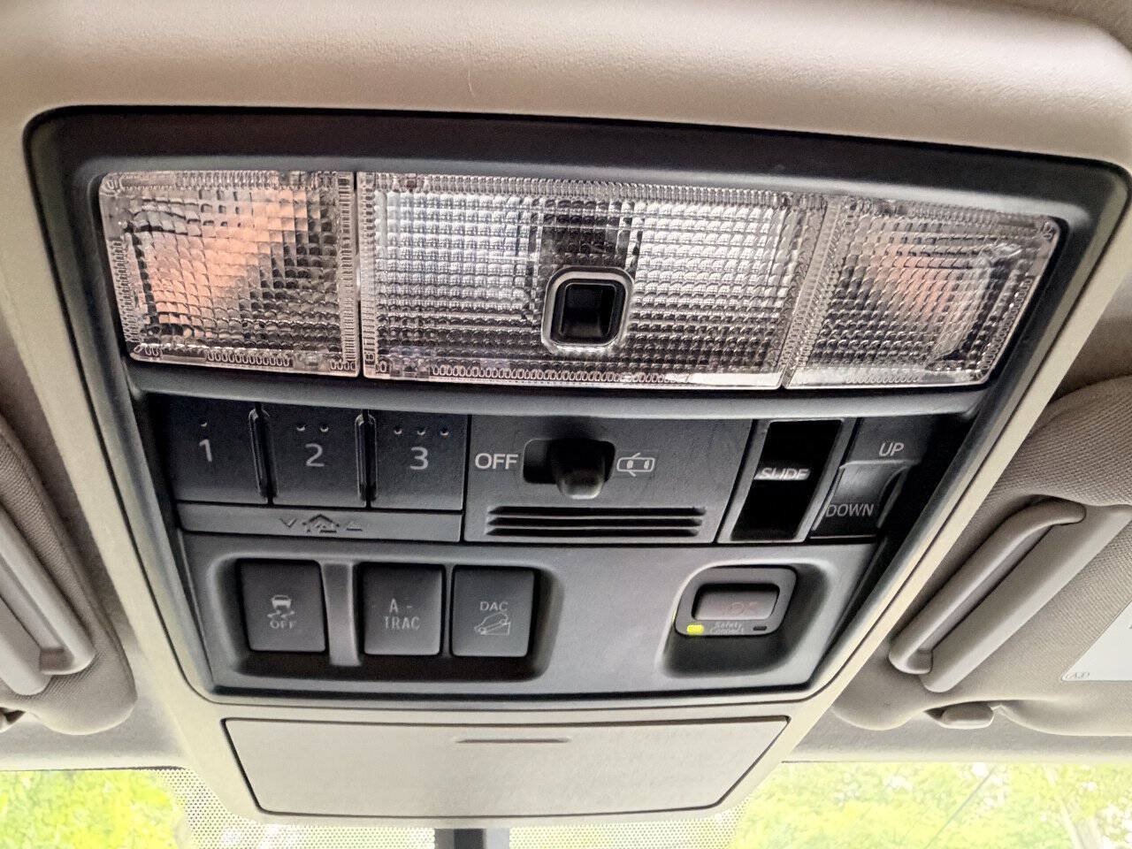 Used 2019 Toyota 4Runner Limited AWD/4WD image 26