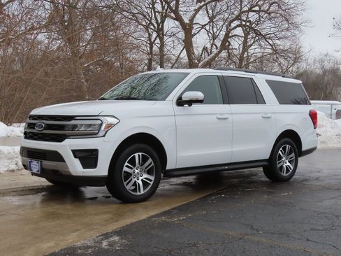 Used 2024 Ford Expedition Max XLT image 28
