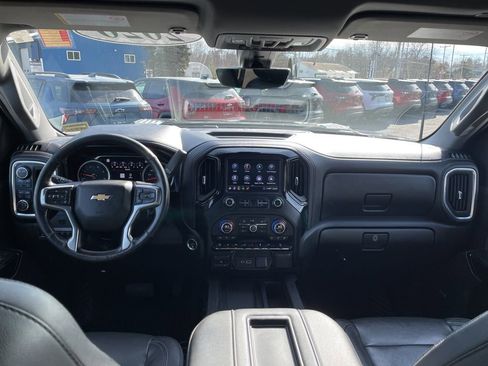 Used 2020 Chevrolet Silverado 2500 LTZ w/ LTZ Premium Package image 13