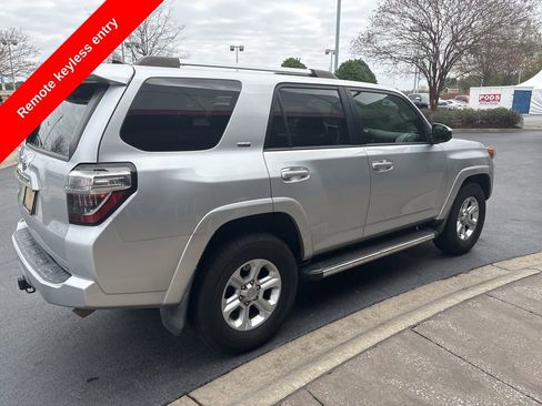 Used 2020 Toyota 4Runner SR5 image 4