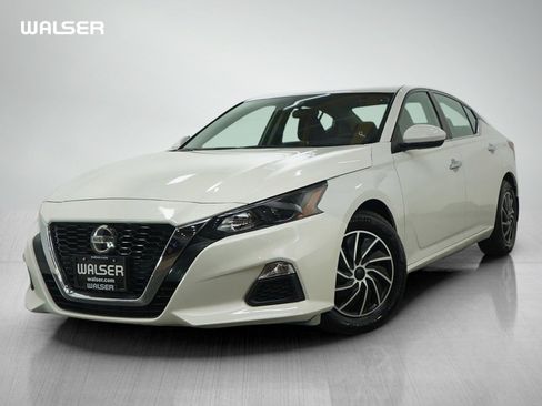 Used 2022 Nissan Altima 2.5 S image 1