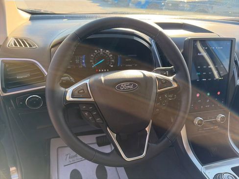 Used 2024 Ford Edge SEL w/ Convenience Package image 19