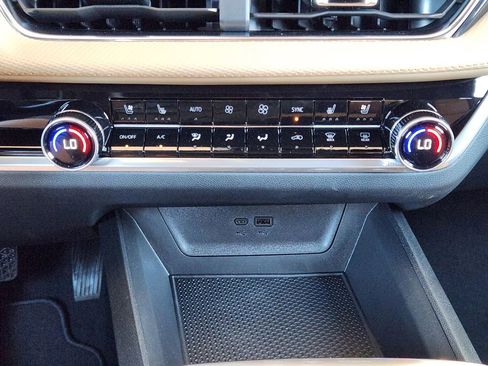 New 2026 Chevrolet Equinox ACTIV w/ Convenience Package III image 14