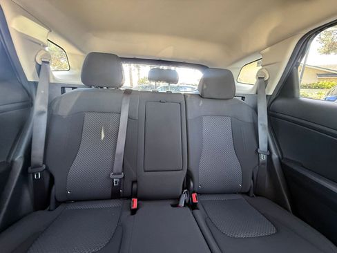 Used 2025 Kia Sportage LX image 34