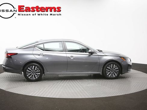 Used 2023 Nissan Altima 2.5 SV w/ SV Premium Package AWD/4WD image 44