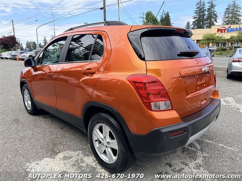 Used 2015 Chevrolet Trax LT w/ LT Plus Package FWD image 4