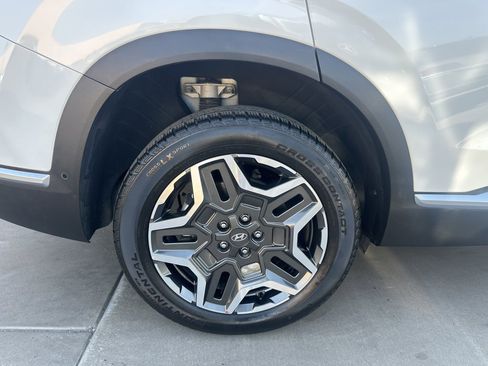 Used 2022 Hyundai Santa Fe Limited w/ Cargo Package image 12