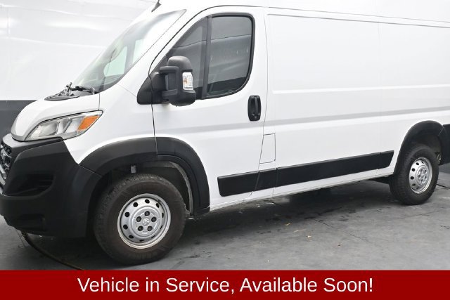 Used 2023 RAM ProMaster 2500 FWD image 3