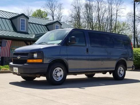 Used 2015 Chevrolet Express 2500 LS image 1