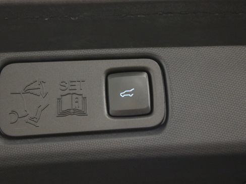 Used 2023 Ford Mustang Mach-E Premium image 14