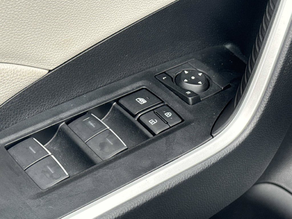 Used 2024 Toyota RAV4 XLE w/ Convenience Package AWD/4WD image 26