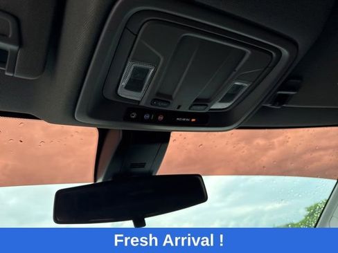 Used 2021 Chevrolet Silverado 1500 Custom w/ Safety Confidence Package RWD image 8